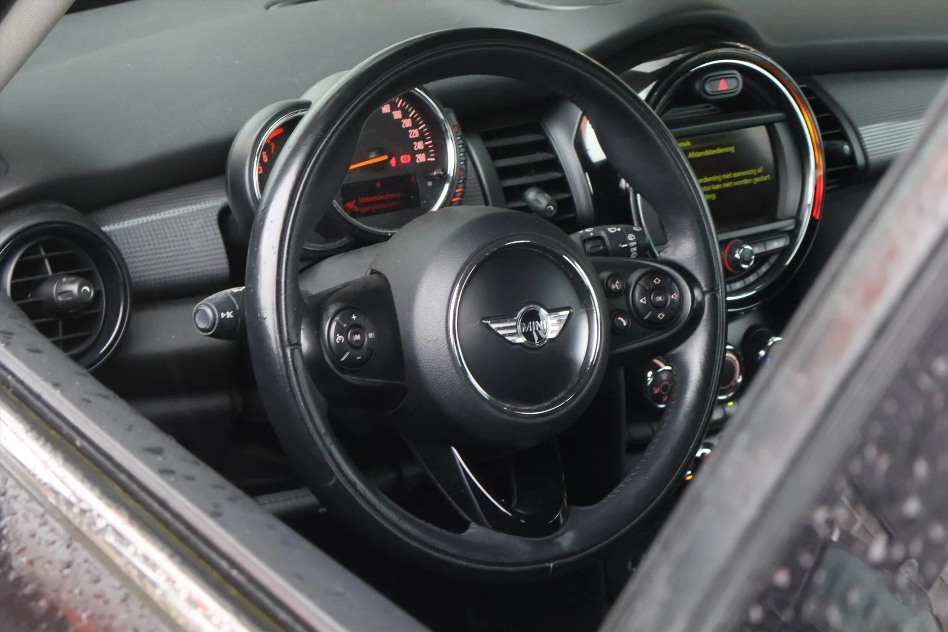 Hoofdafbeelding MINI 5-deurs