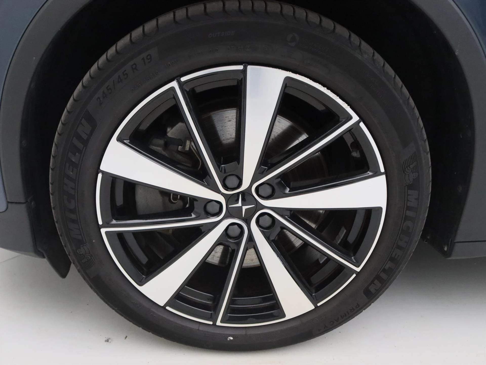 Hoofdafbeelding Polestar 2
