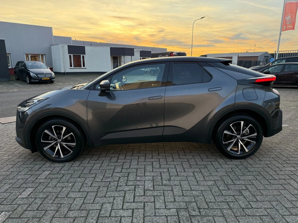 Hoofdafbeelding Toyota C-HR
