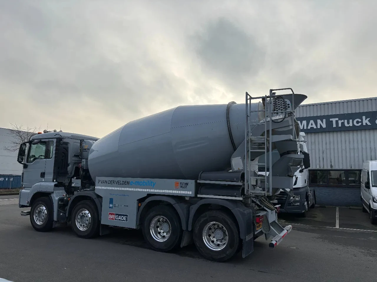 Hoofdafbeelding EMOSS 