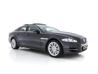 Jaguar XJ 3.0 V6D Portfolio Long-Wheel-Base Aut. *PANO | NAVI-FULLMAP | NAPPA-VOLLEDER | BI-XENON | MERIDIAN-AUDIO | MEMORY-SEATS | KEYLESS | CAMERA | ECC | PDC | CRUISE*