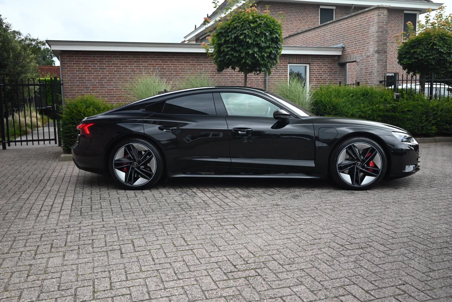 Hoofdafbeelding Audi e-tron GT