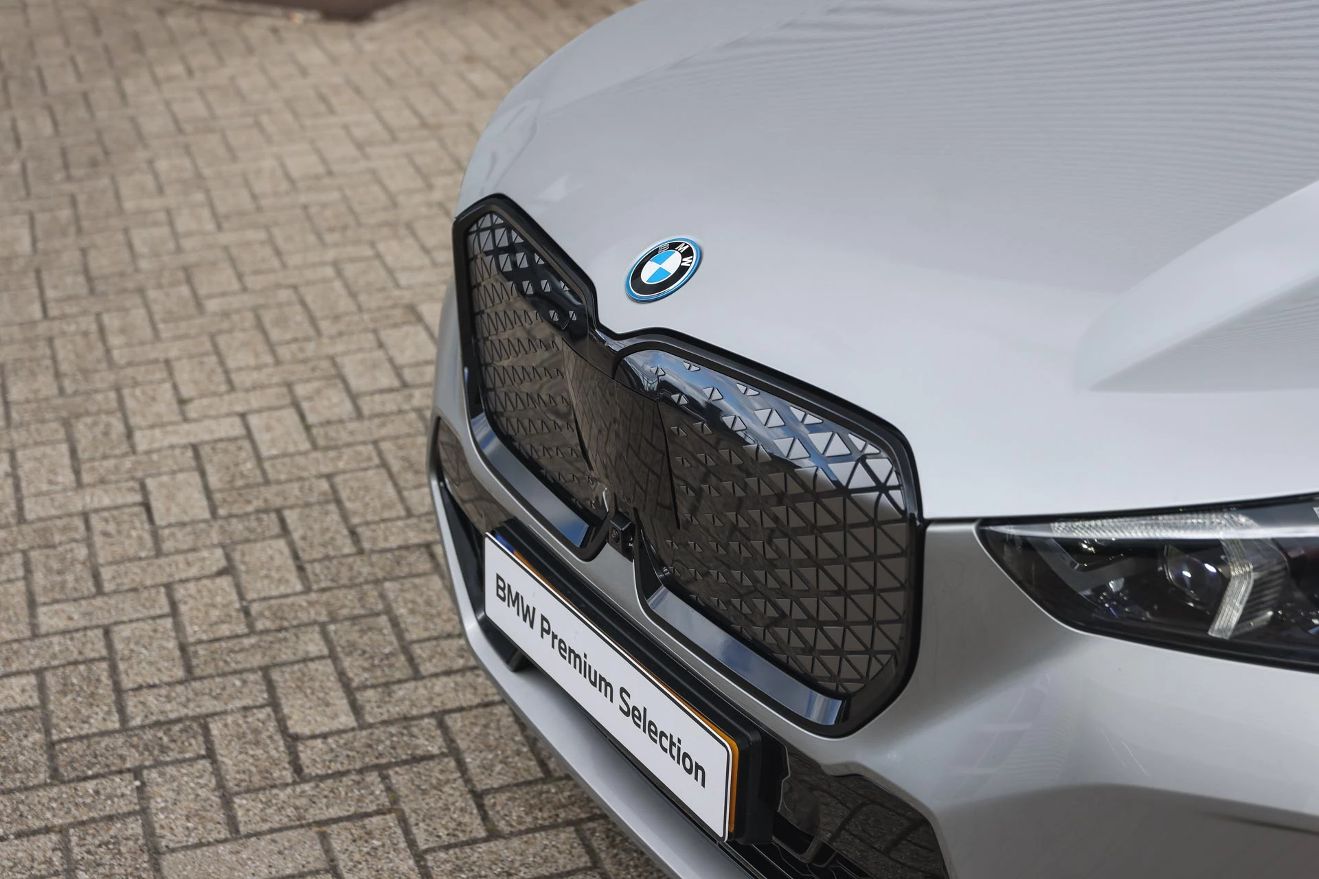 Hoofdafbeelding BMW iX1