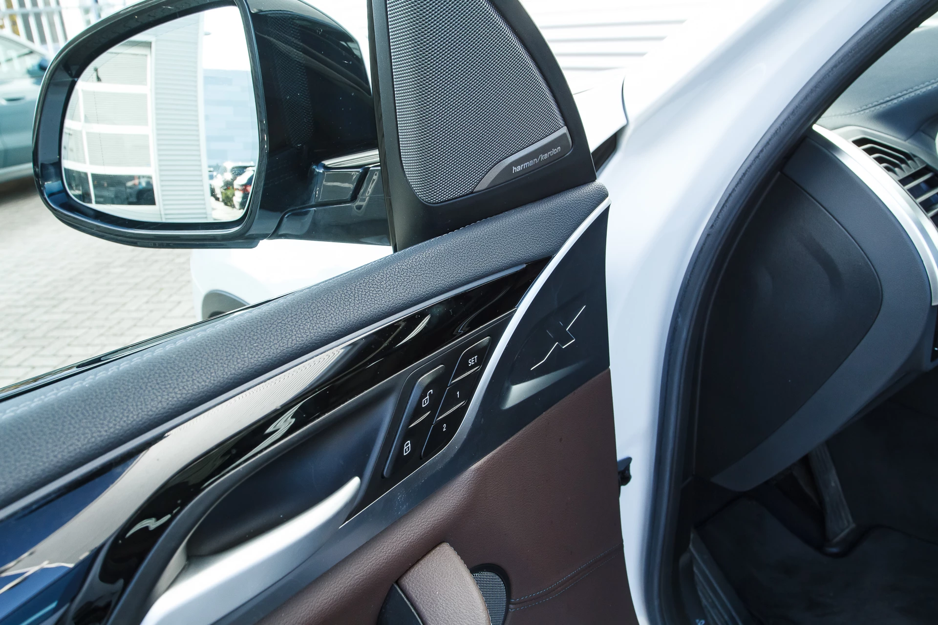 Hoofdafbeelding BMW iX3