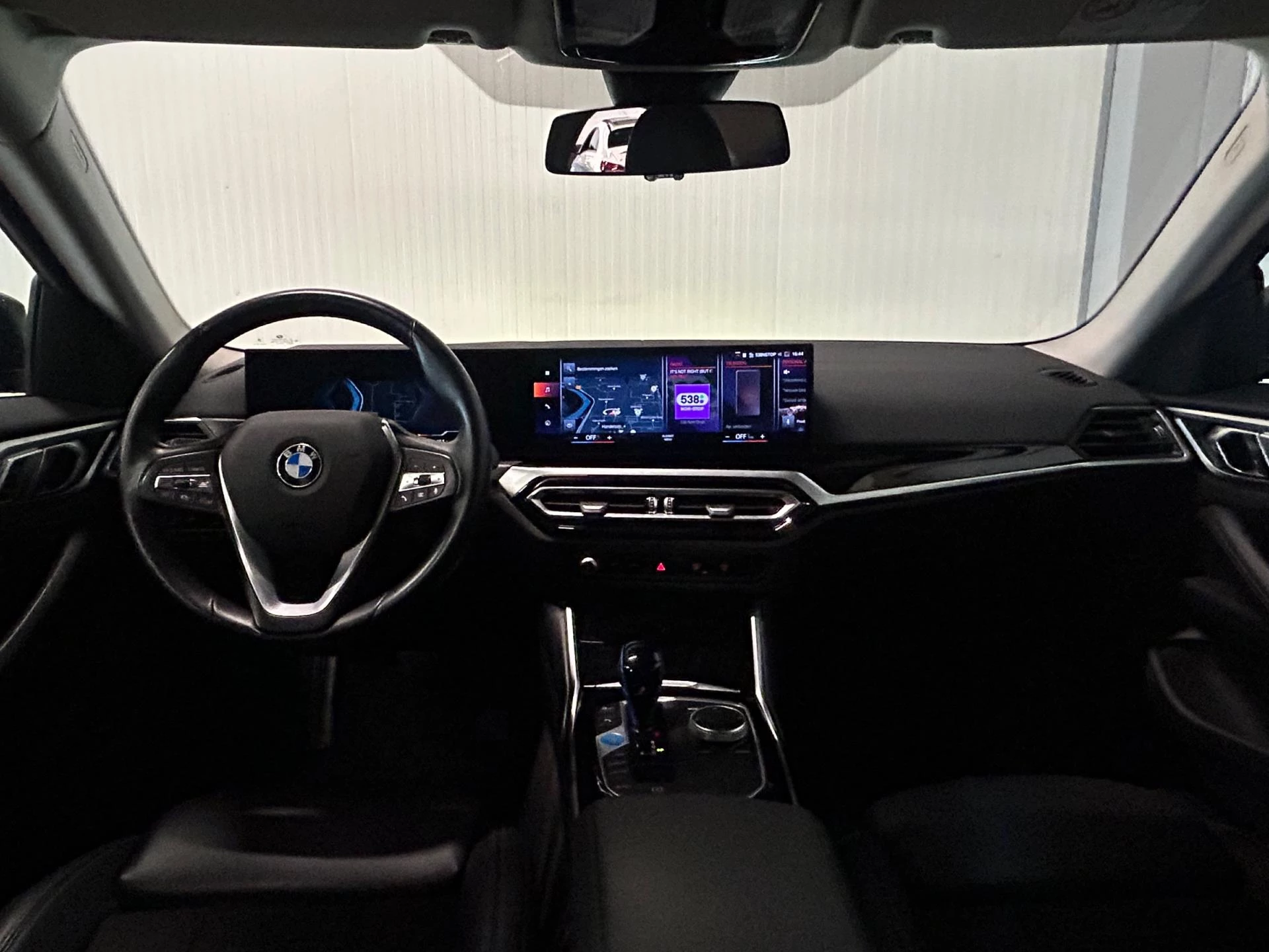Hoofdafbeelding BMW i4
