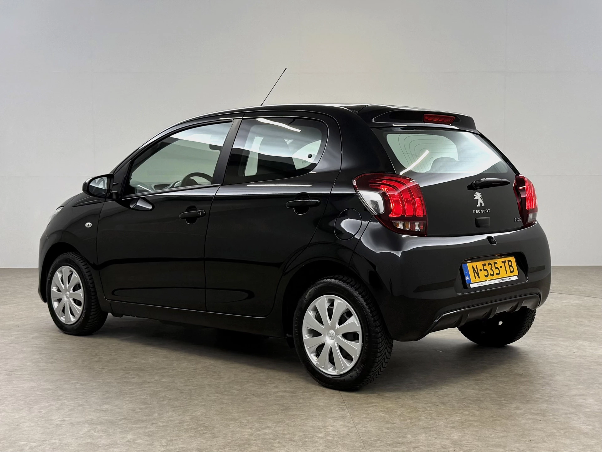 Hoofdafbeelding Peugeot 108