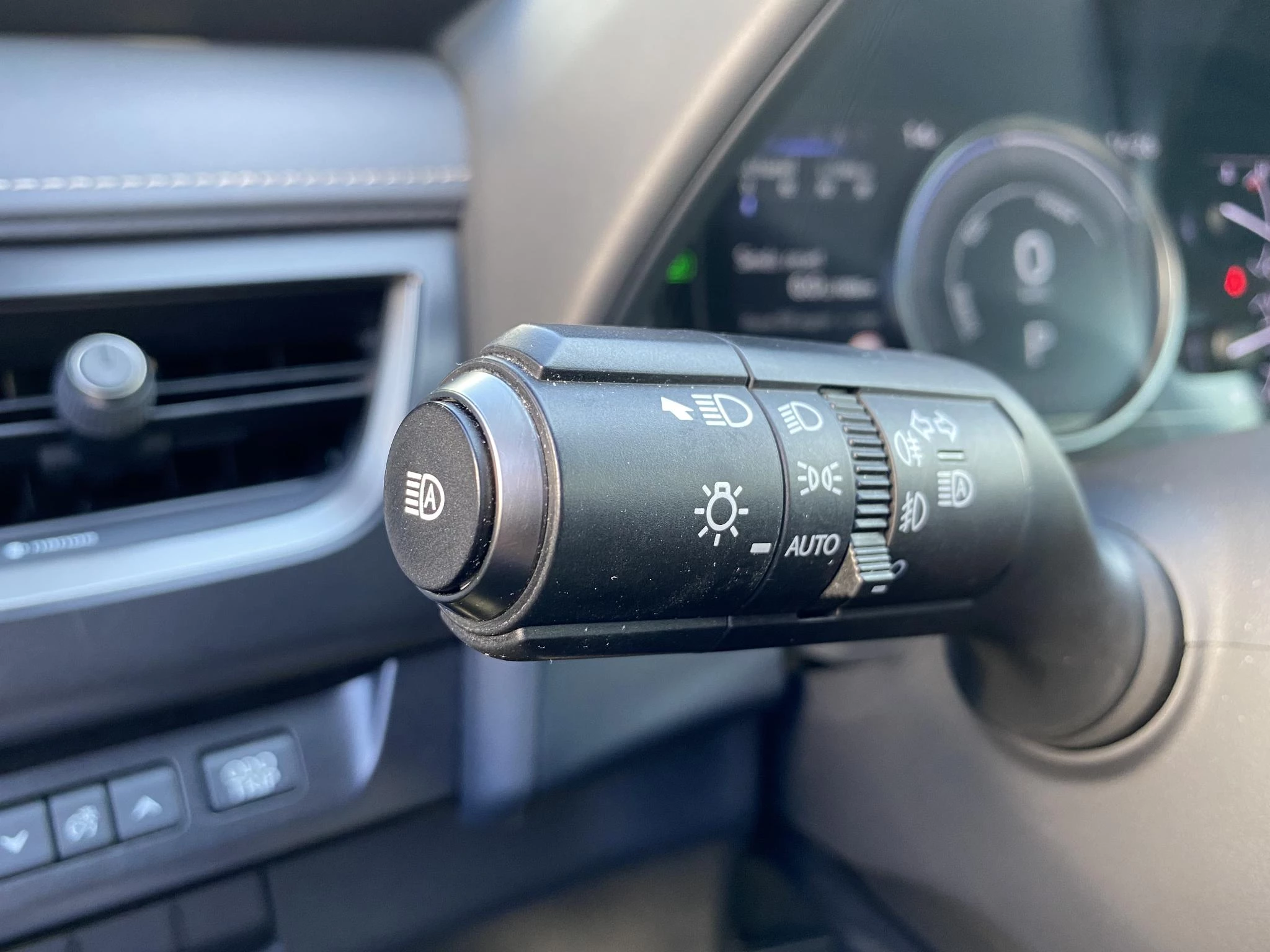 Hoofdafbeelding Lexus UX