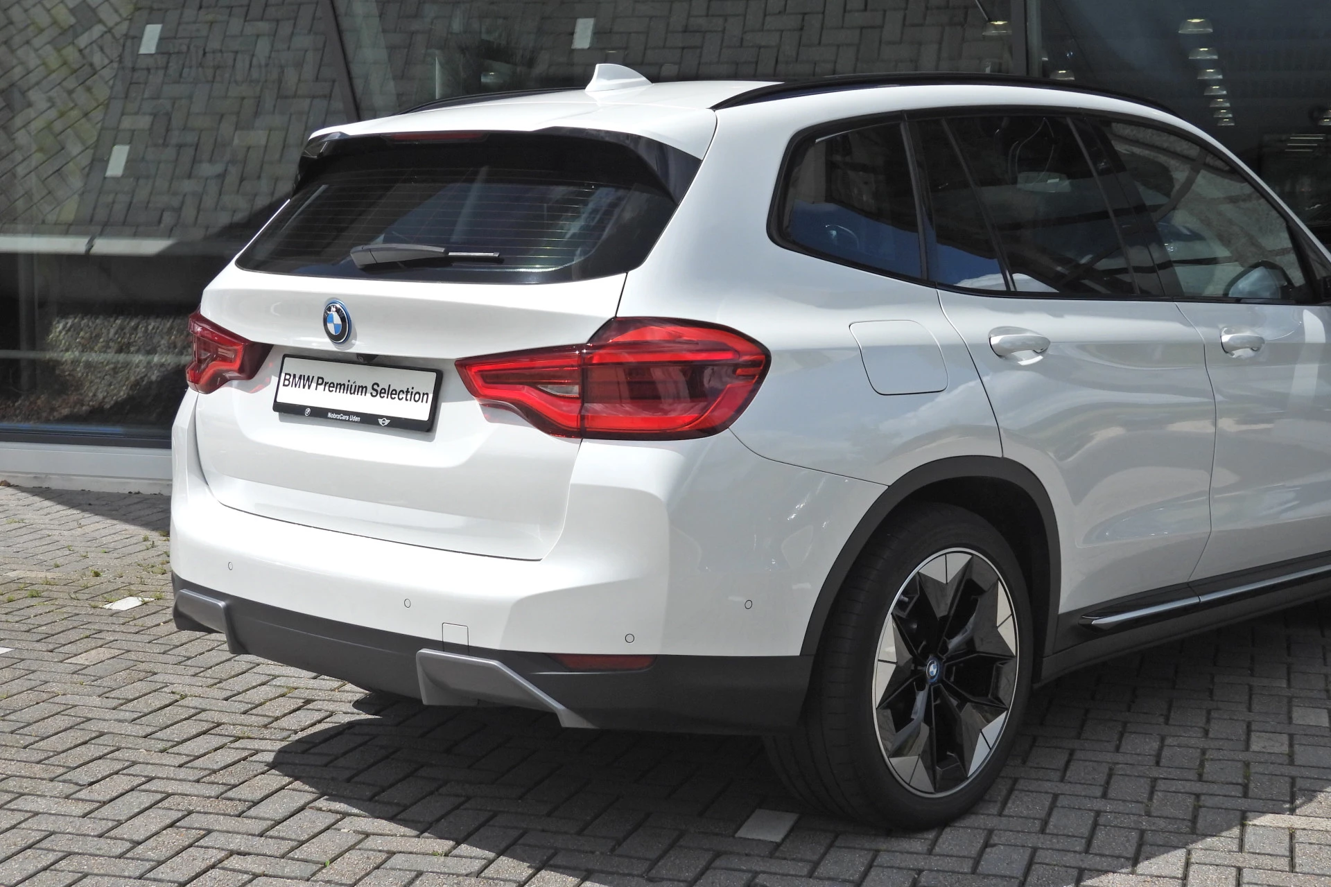 Hoofdafbeelding BMW iX3