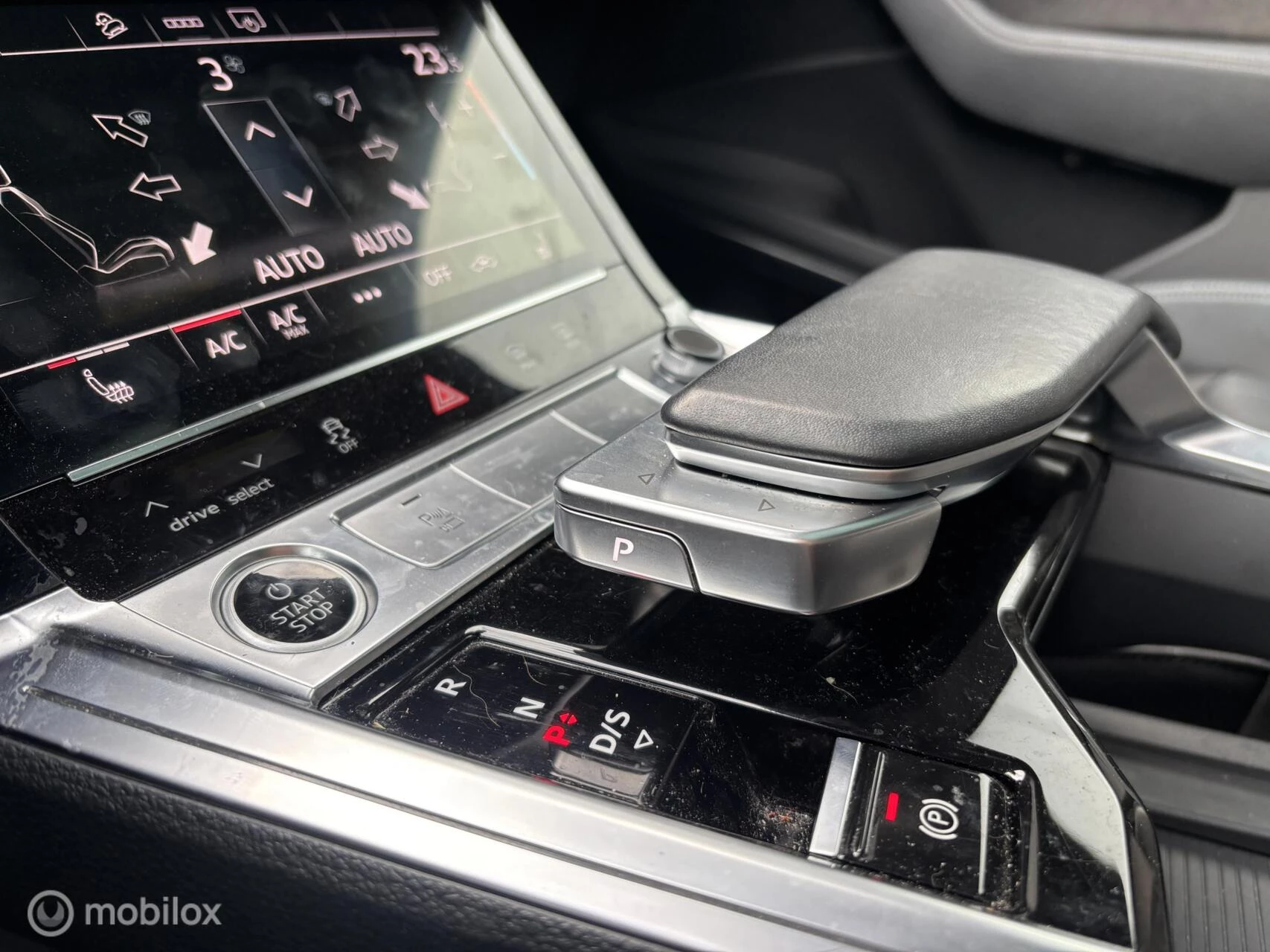 Hoofdafbeelding Audi e-tron