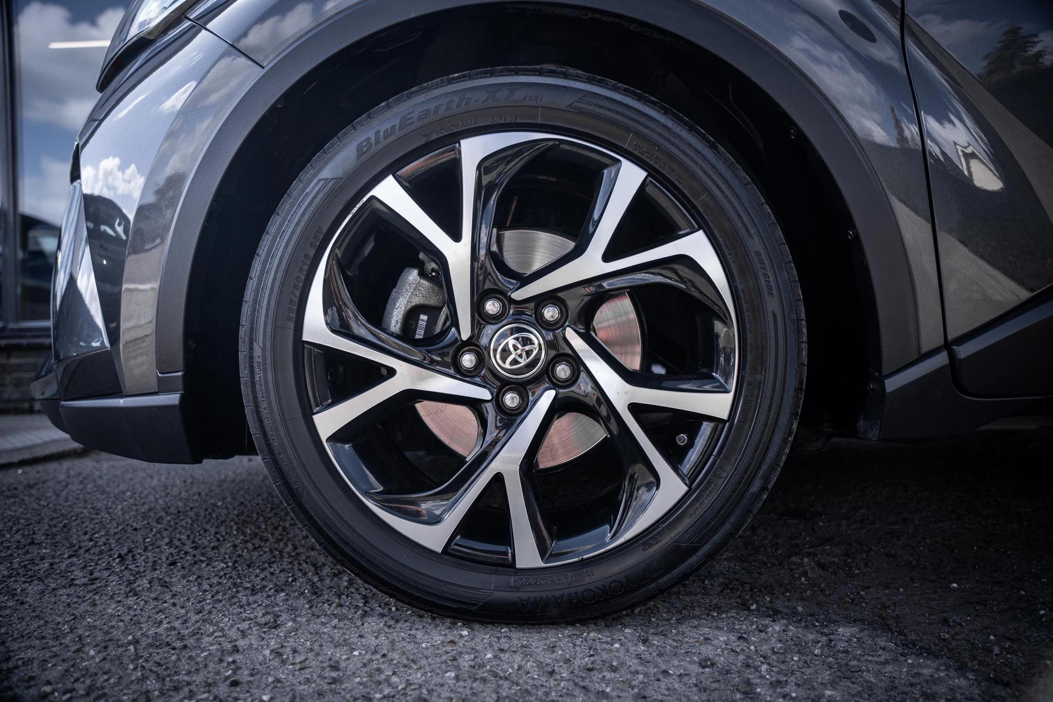 Hoofdafbeelding Toyota C-HR