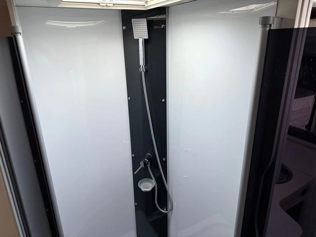 Hoofdafbeelding Challenger Challenger Graphite 398 Xlb