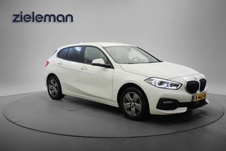 BMW 1 Serie 118i Executive Edition - Digitaal Cockpit, Carplay, Camera, Clima, PDC