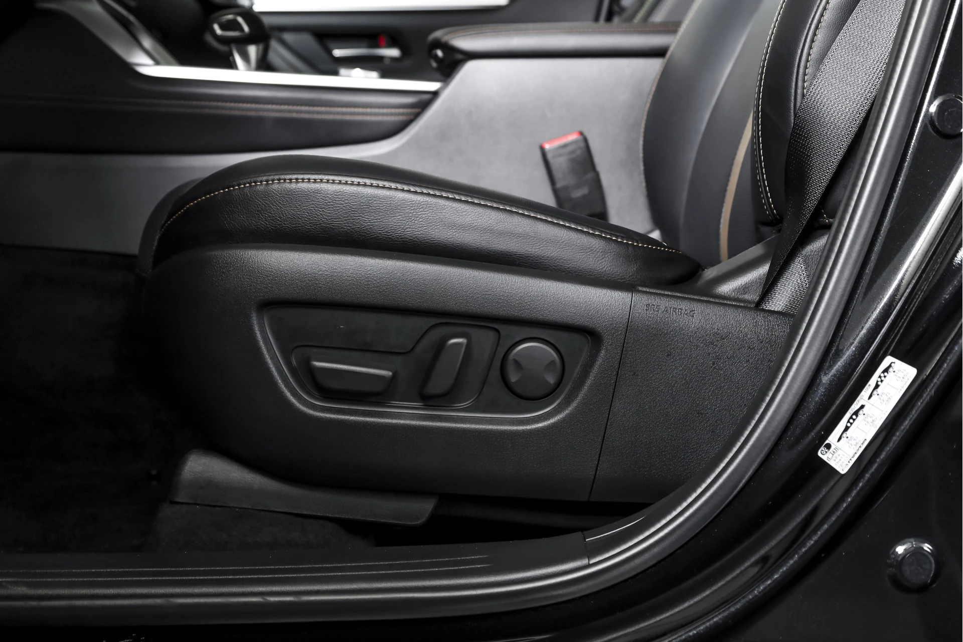 Hoofdafbeelding Mazda CX-60