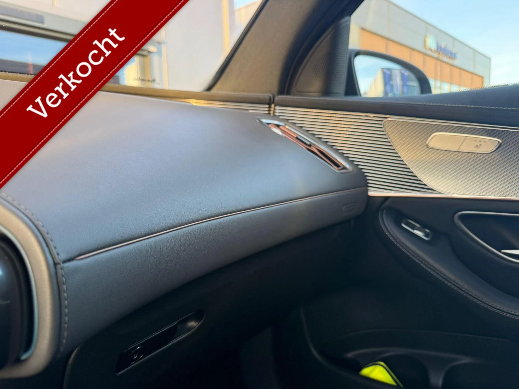 Hoofdafbeelding Mercedes-Benz EQC
