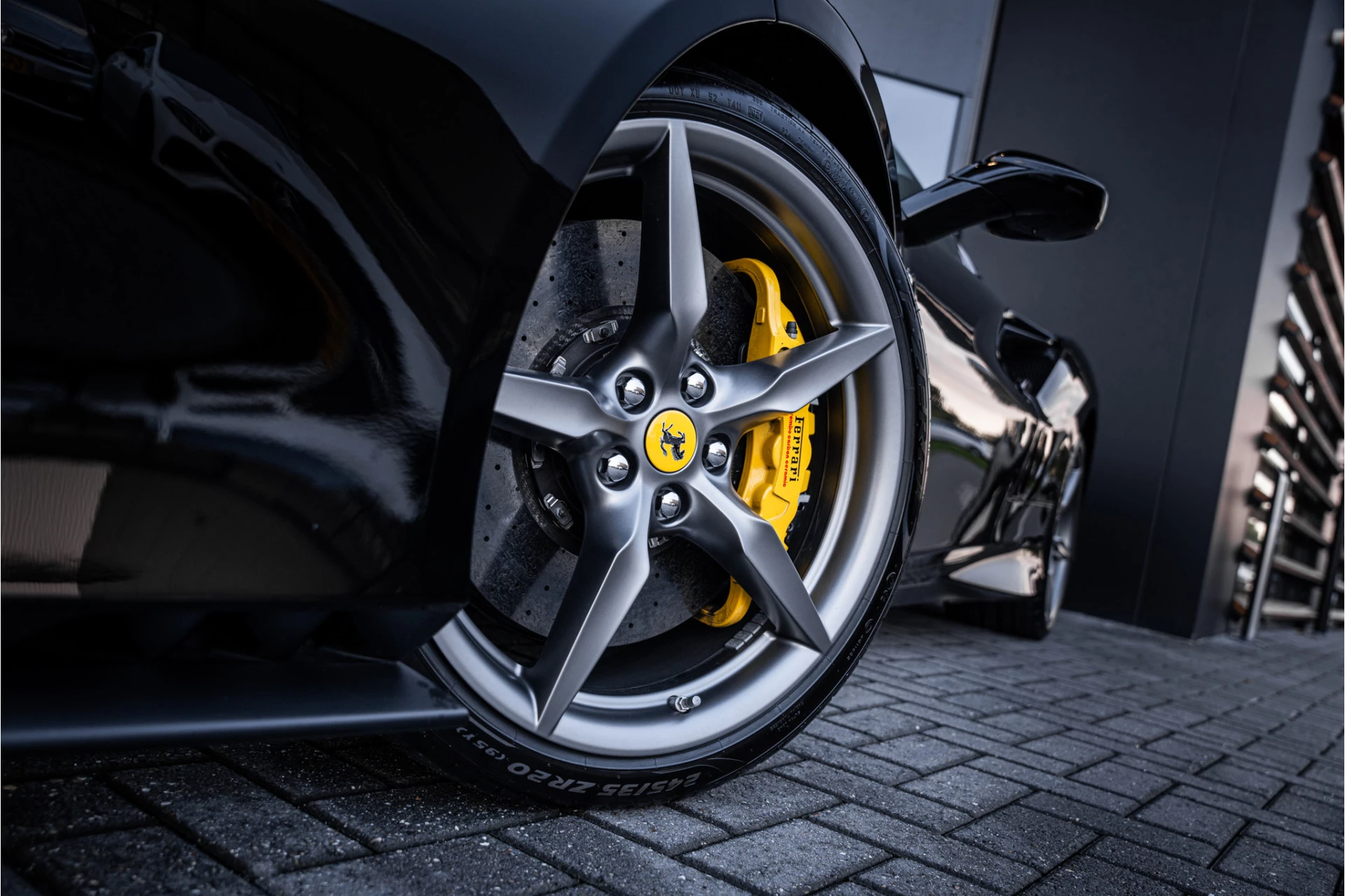 Hoofdafbeelding Ferrari F8 Spider