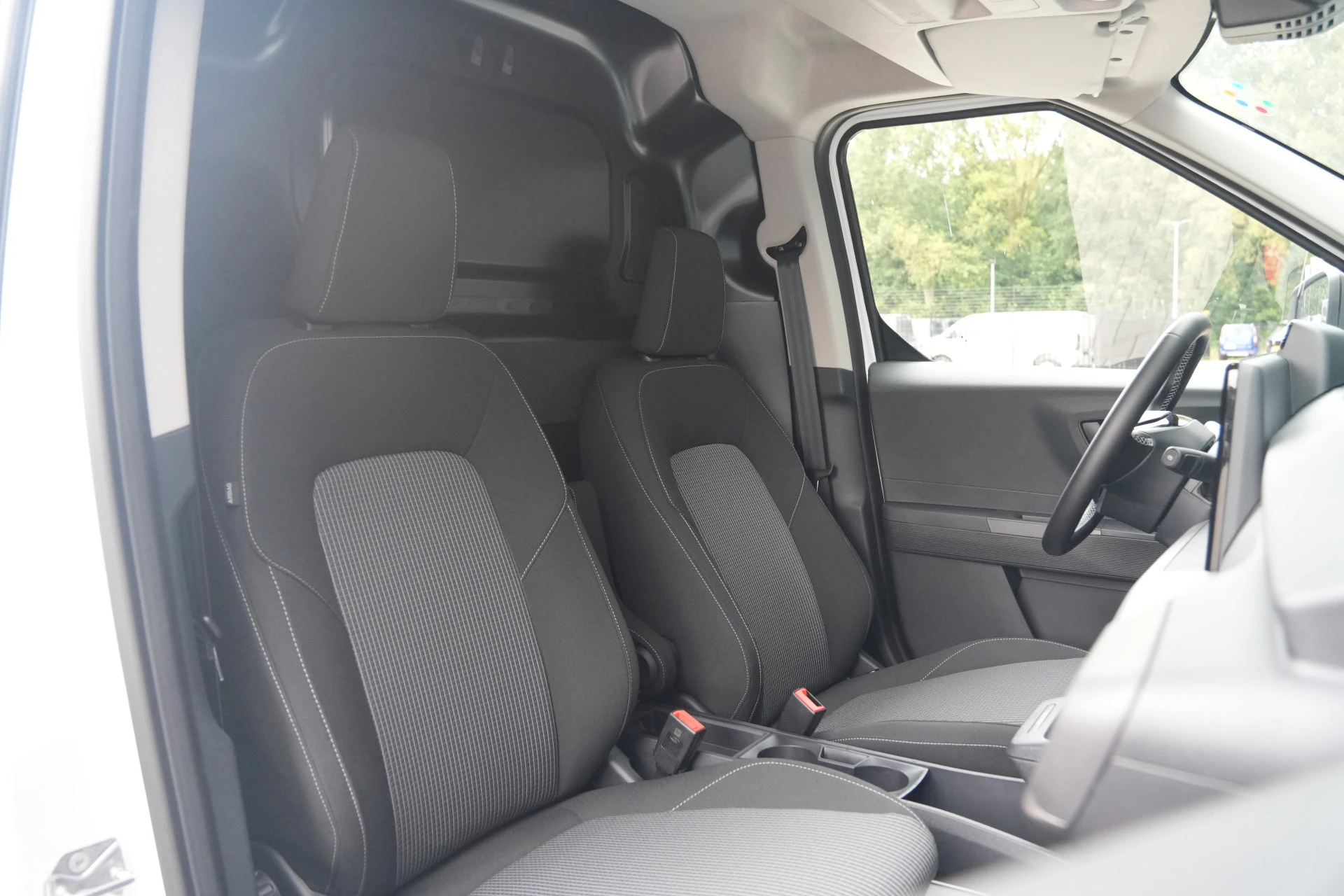 Hoofdafbeelding Ford E-Transit Courier
