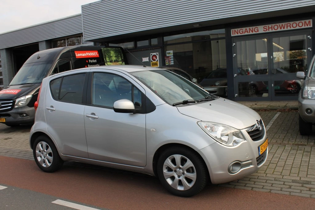 Hoofdafbeelding Opel Agila