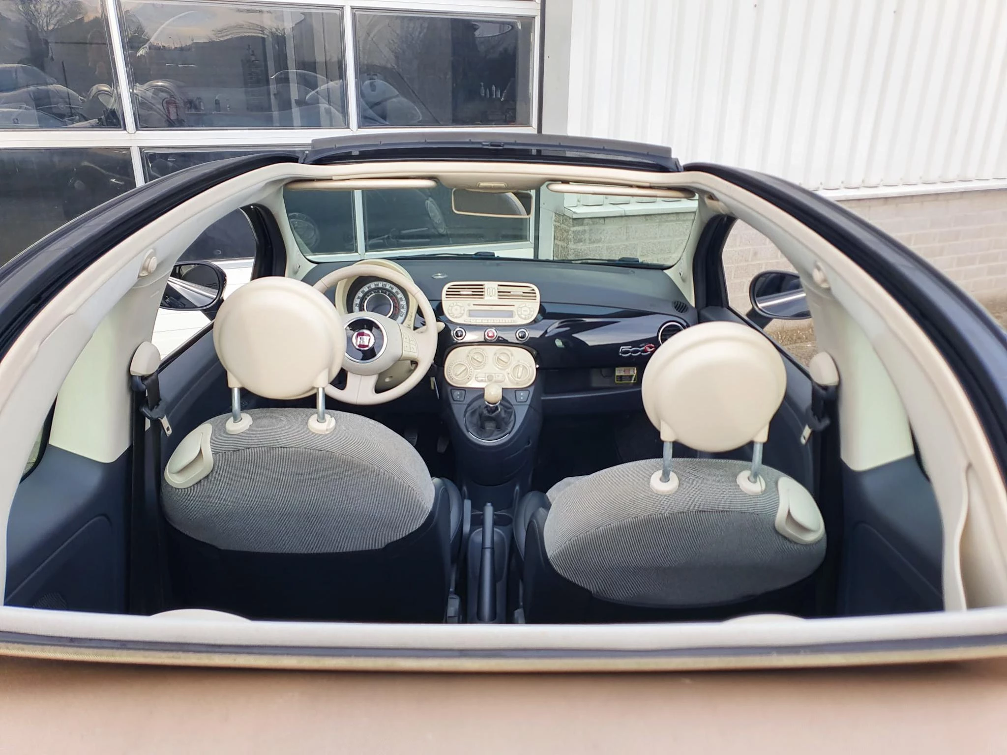 Hoofdafbeelding Fiat 500C
