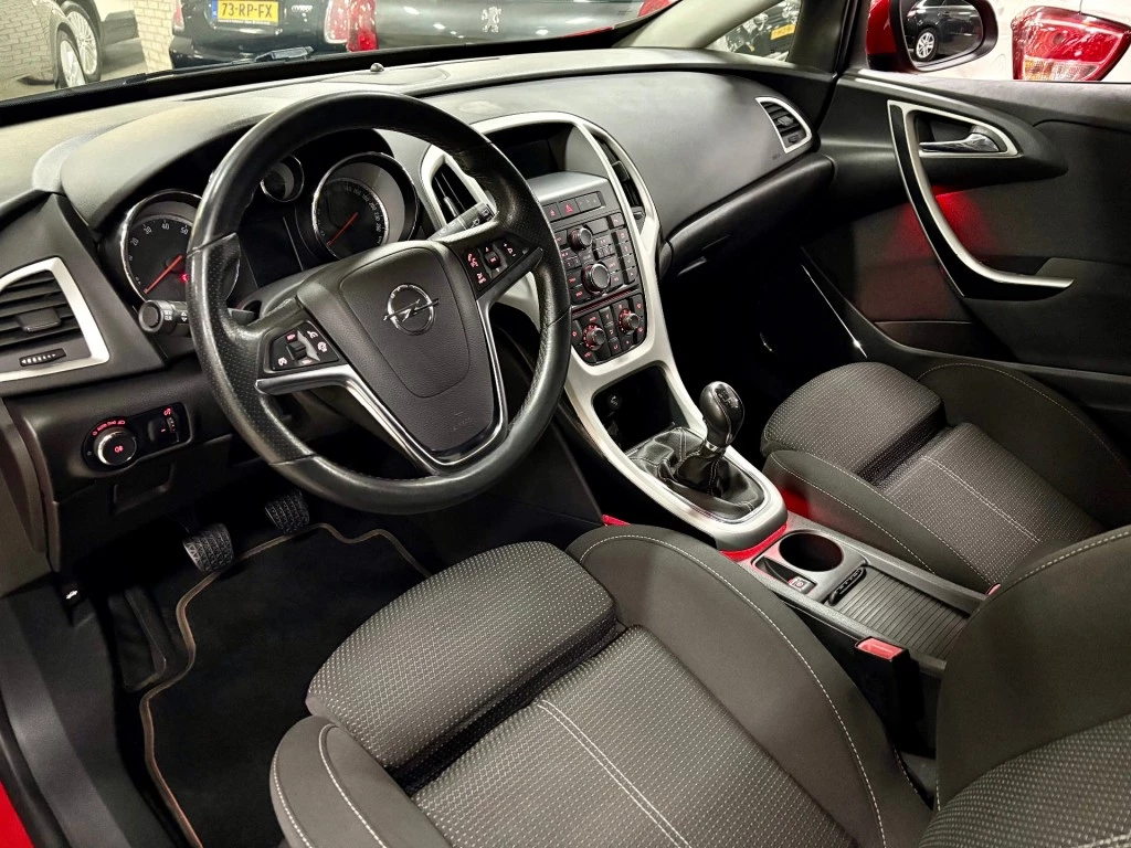 Hoofdafbeelding Opel Astra