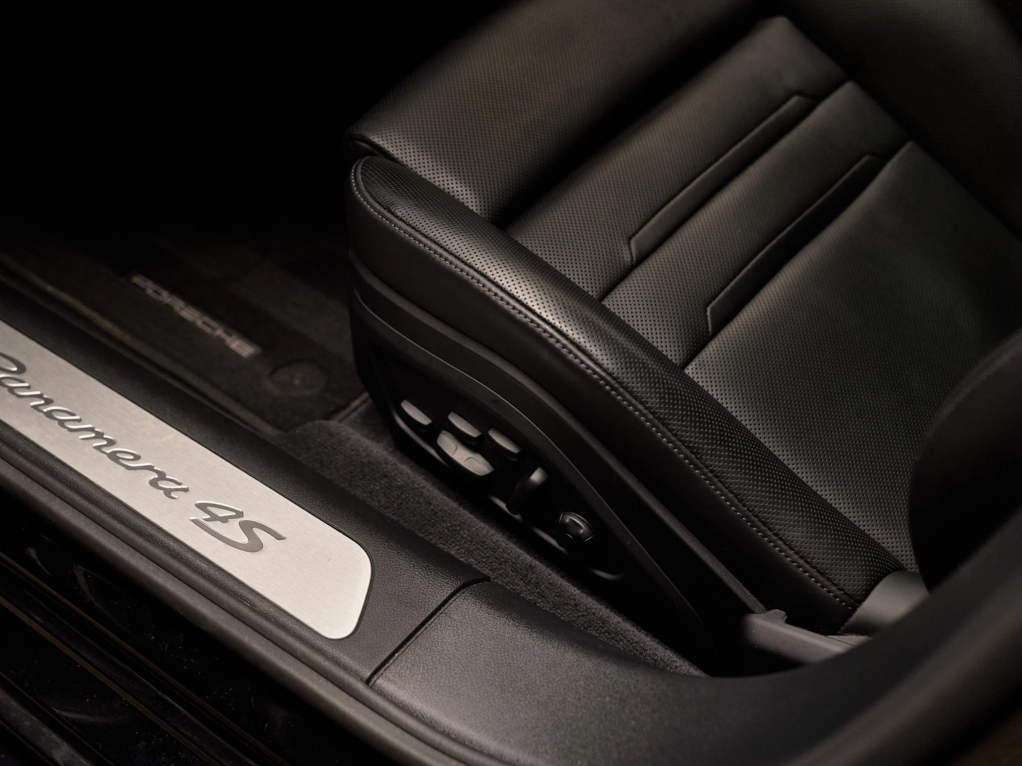 Hoofdafbeelding Porsche Panamera