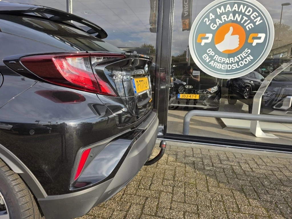 Hoofdafbeelding Toyota C-HR