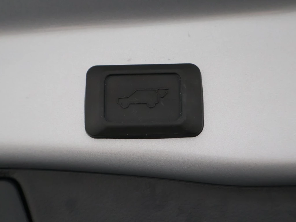 Hoofdafbeelding Suzuki Across
