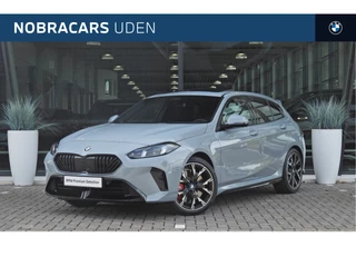 BMW 1 Serie 120 M Sport Automaat / Panoramadak / Sportstoelen / M Adaptief onderstel / Achteruitrijcamera / Comfort Access / Adaptieve LED / Stoelverwarming