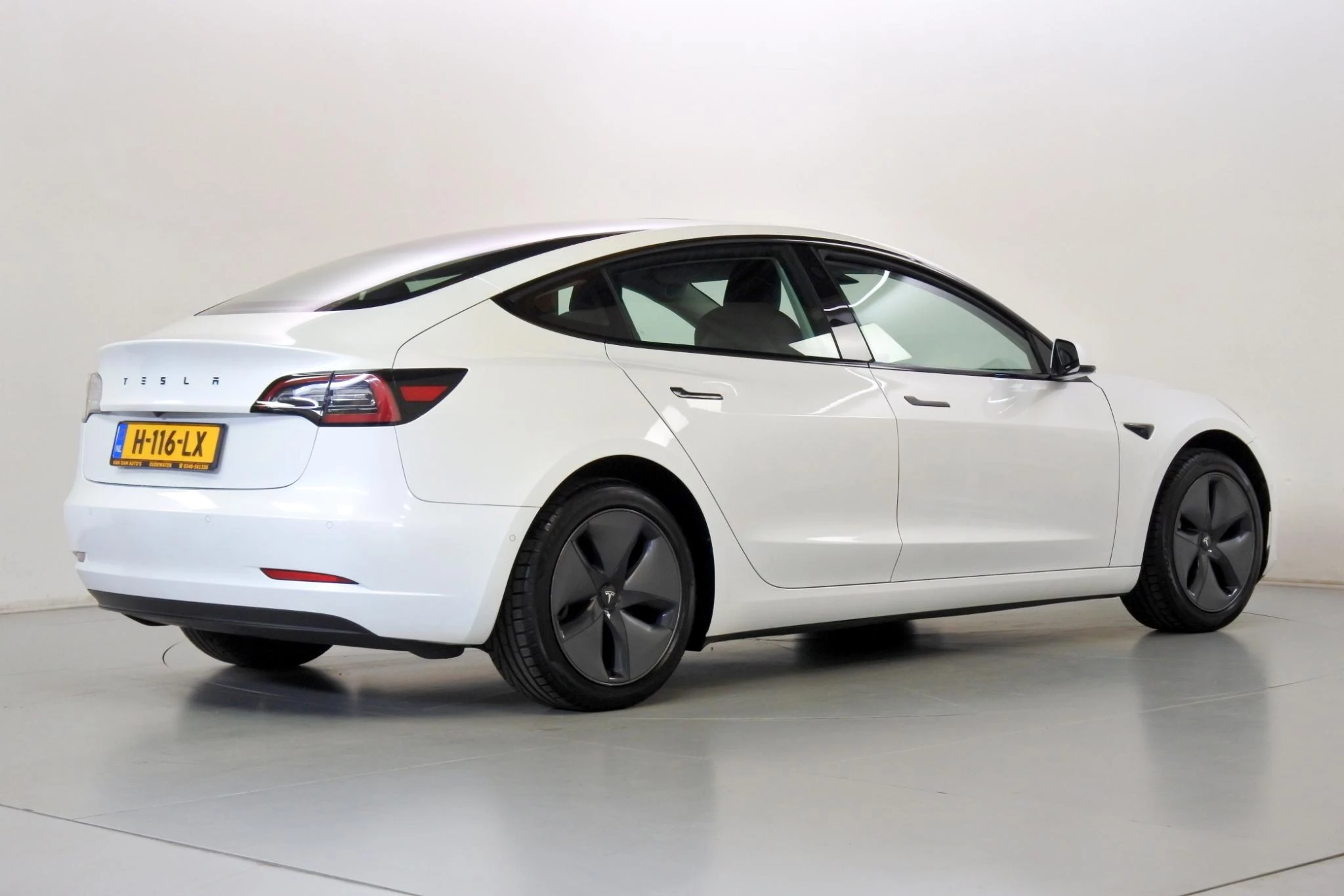 Hoofdafbeelding Tesla Model 3