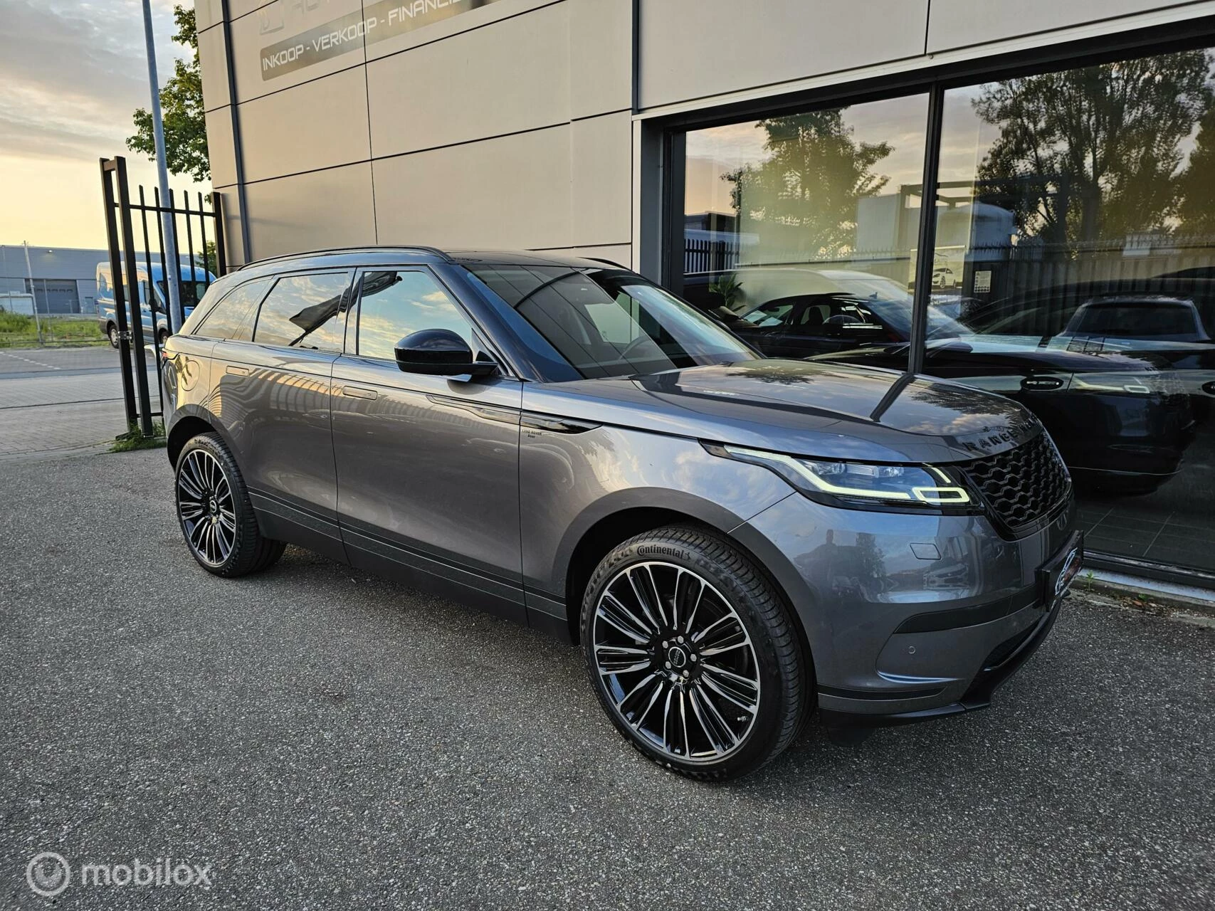 Hoofdafbeelding Land Rover Range Rover Velar