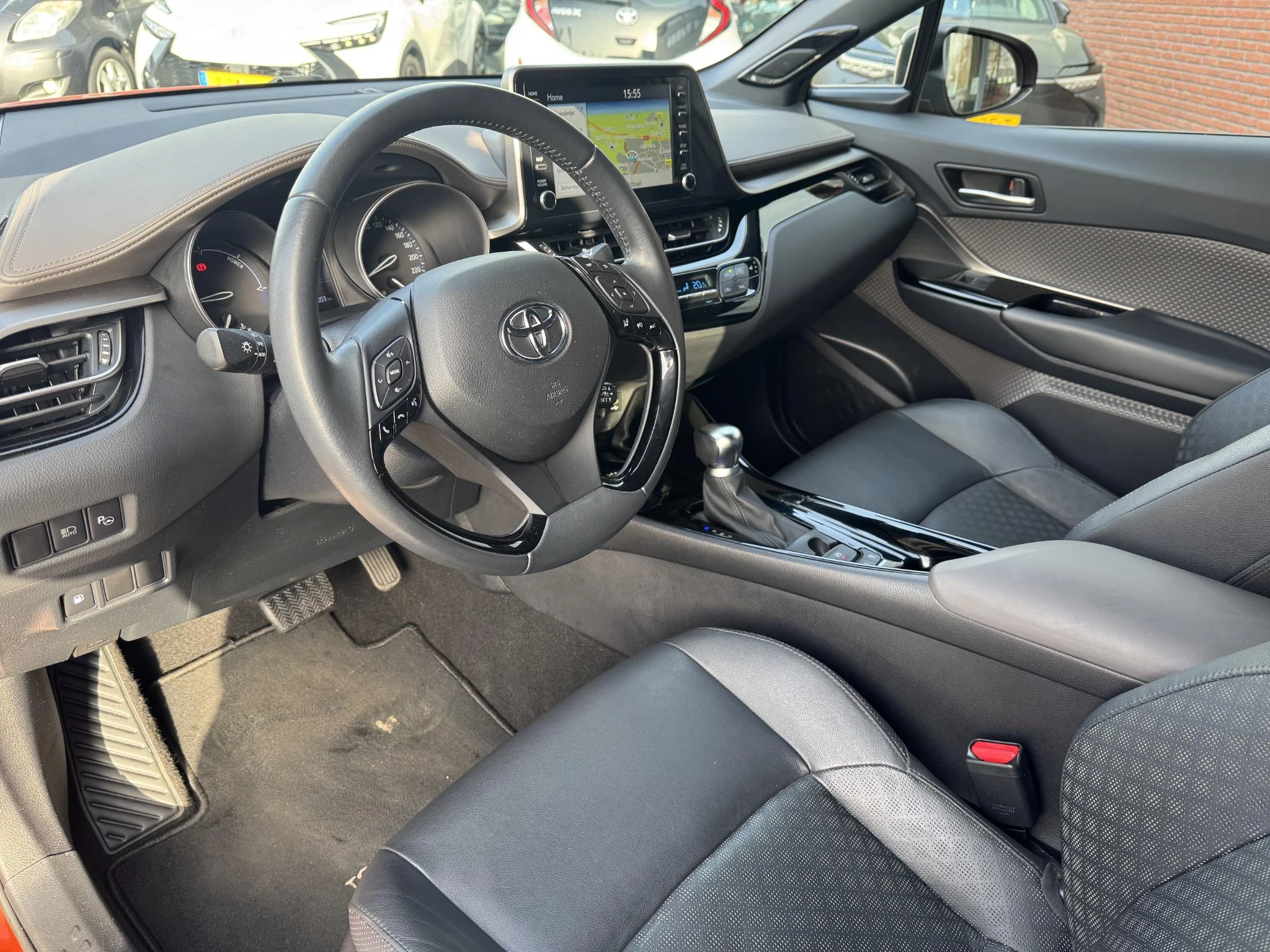 Hoofdafbeelding Toyota C-HR