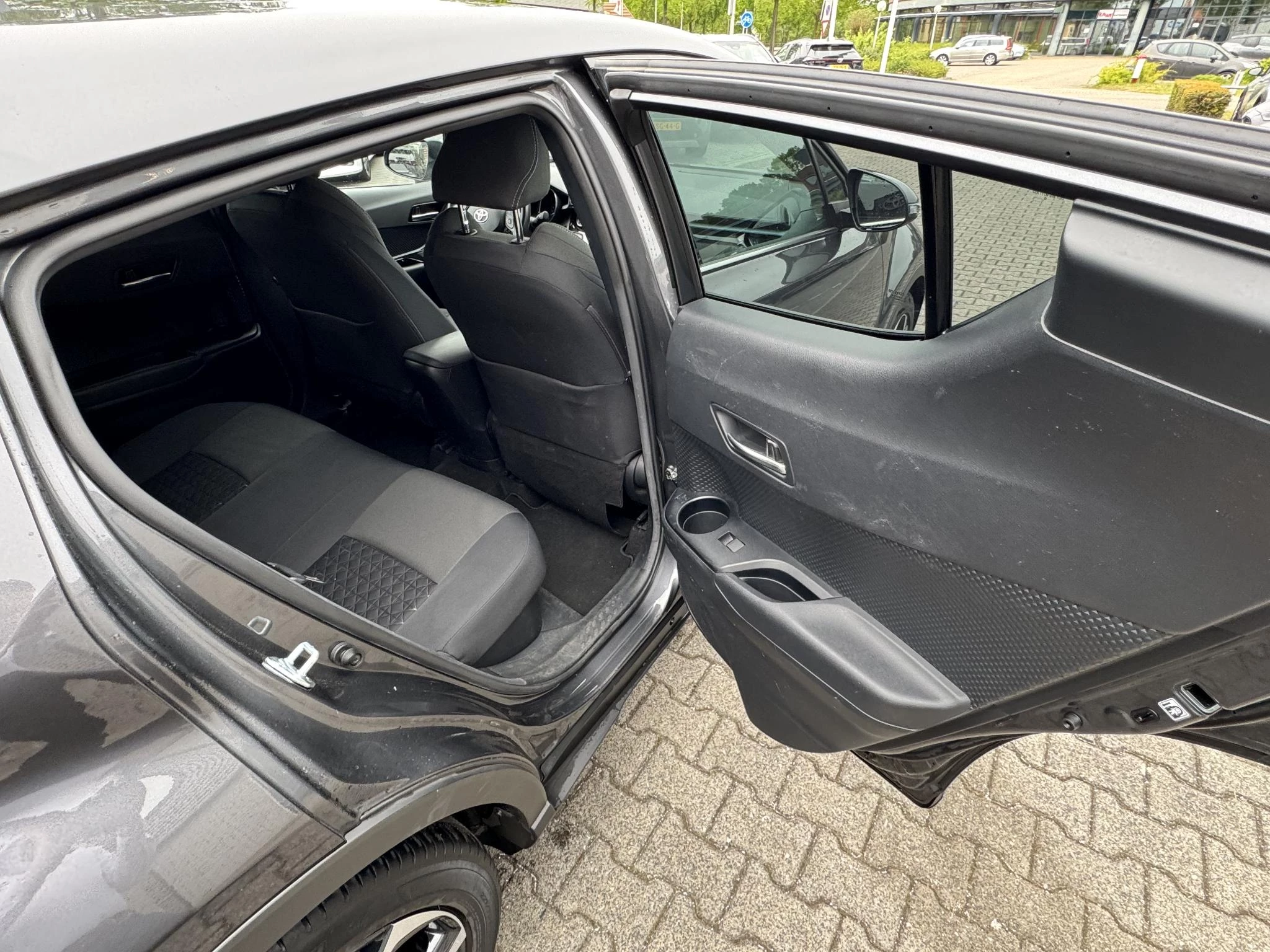Hoofdafbeelding Toyota C-HR