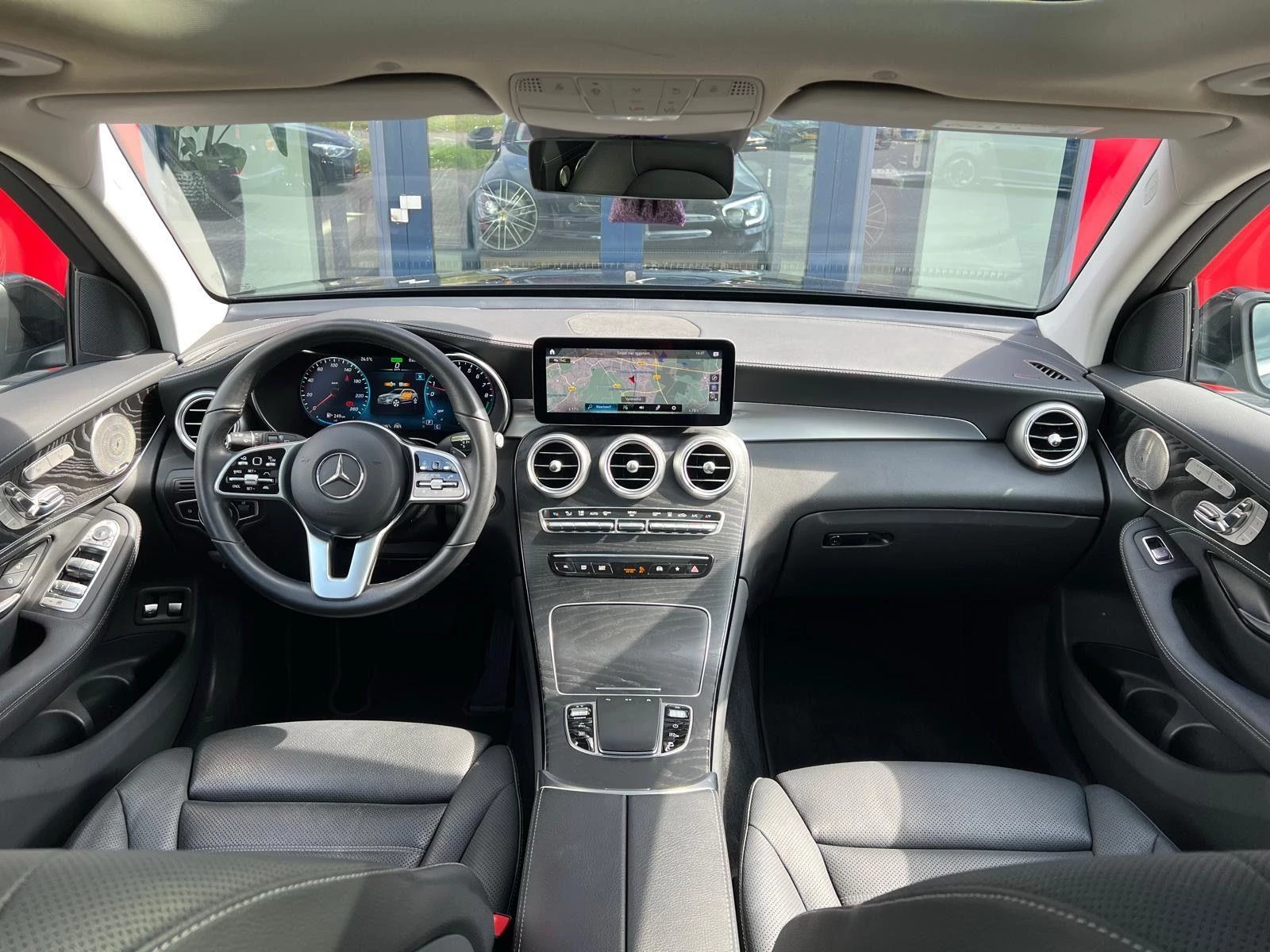 Hoofdafbeelding Mercedes-Benz GLC