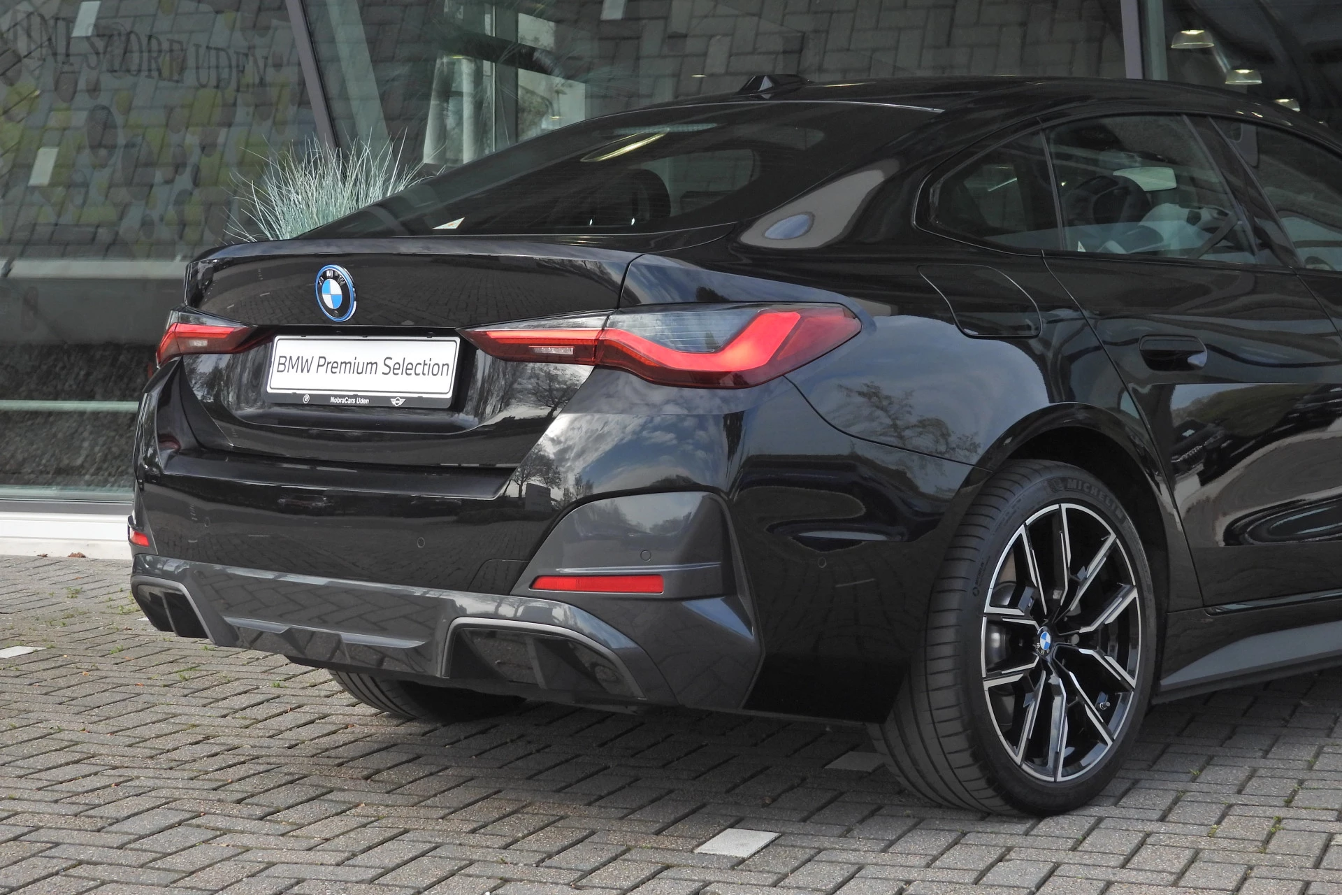 Hoofdafbeelding BMW i4