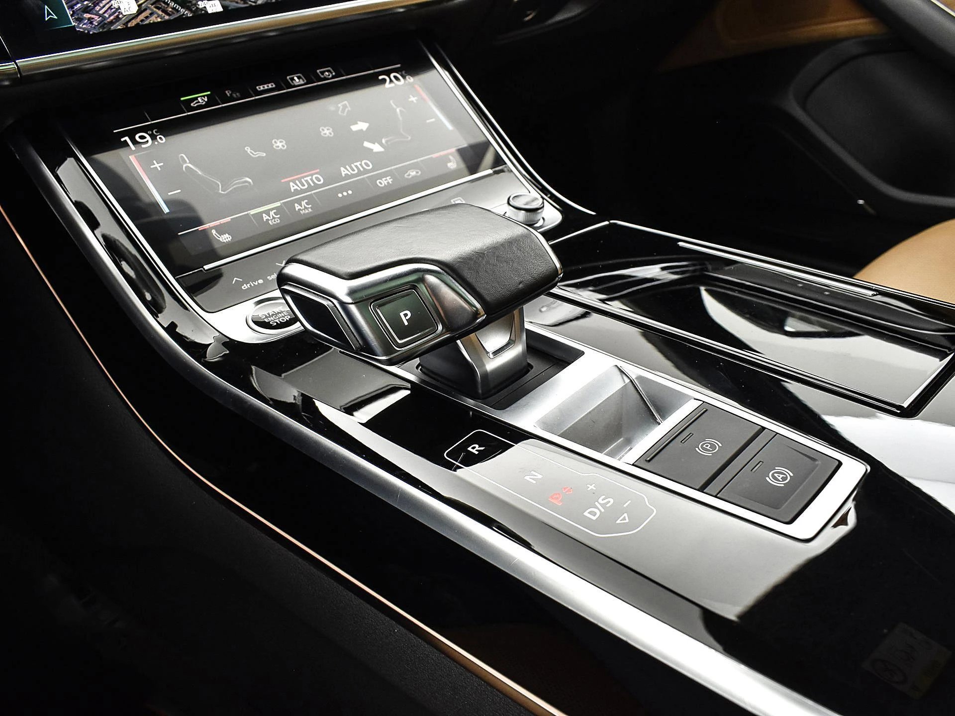 Hoofdafbeelding Audi A8