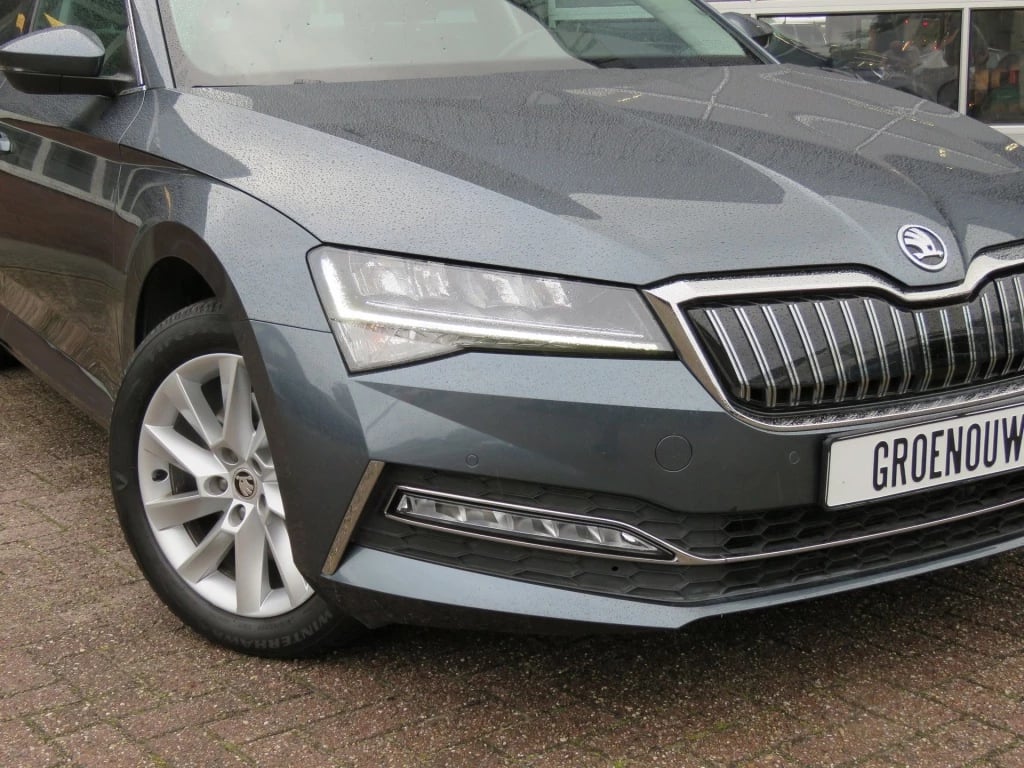 Hoofdafbeelding Škoda Superb