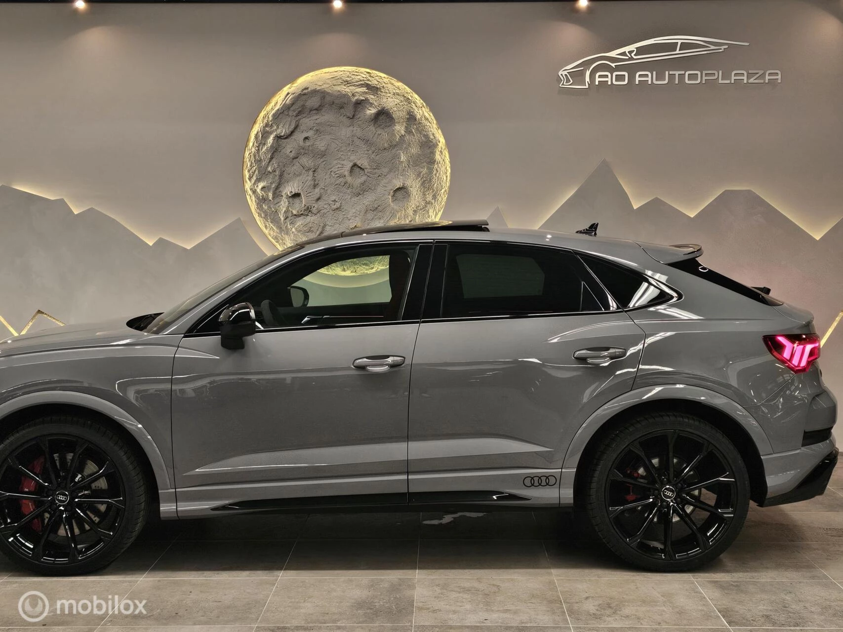 Hoofdafbeelding Audi RSQ3