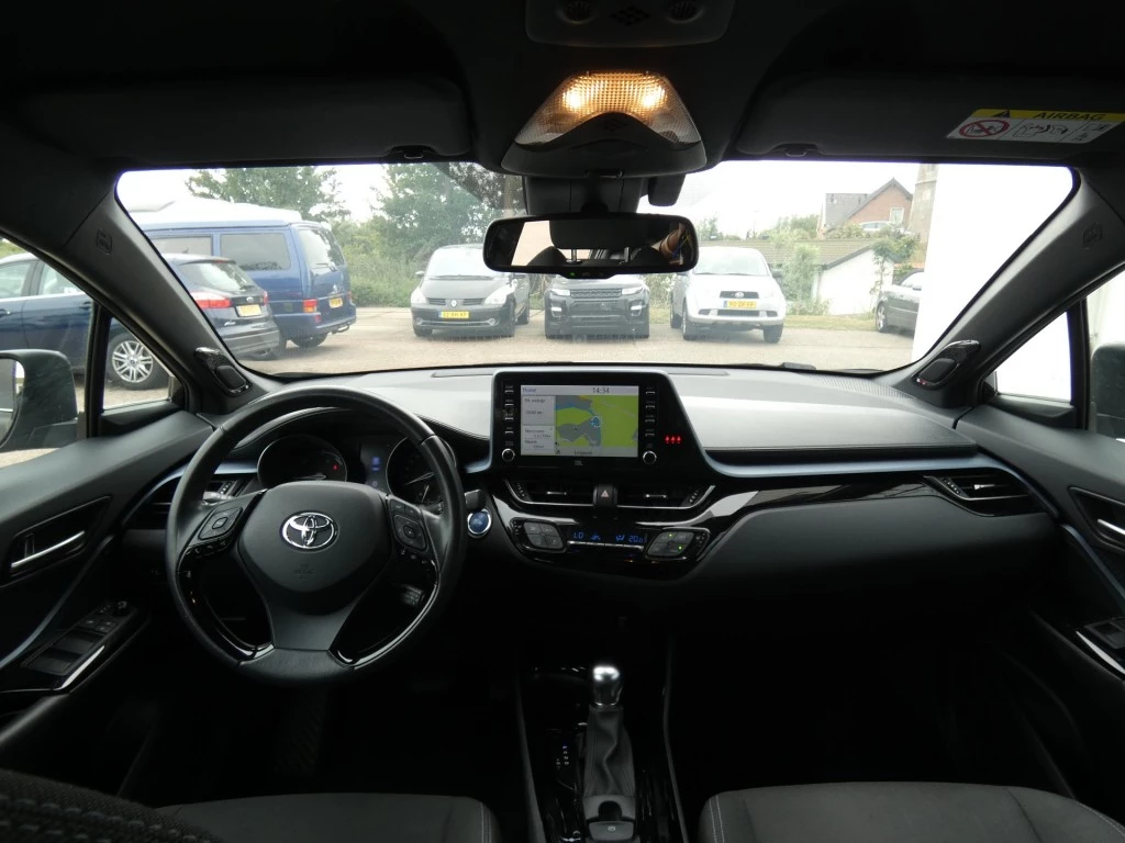 Hoofdafbeelding Toyota C-HR
