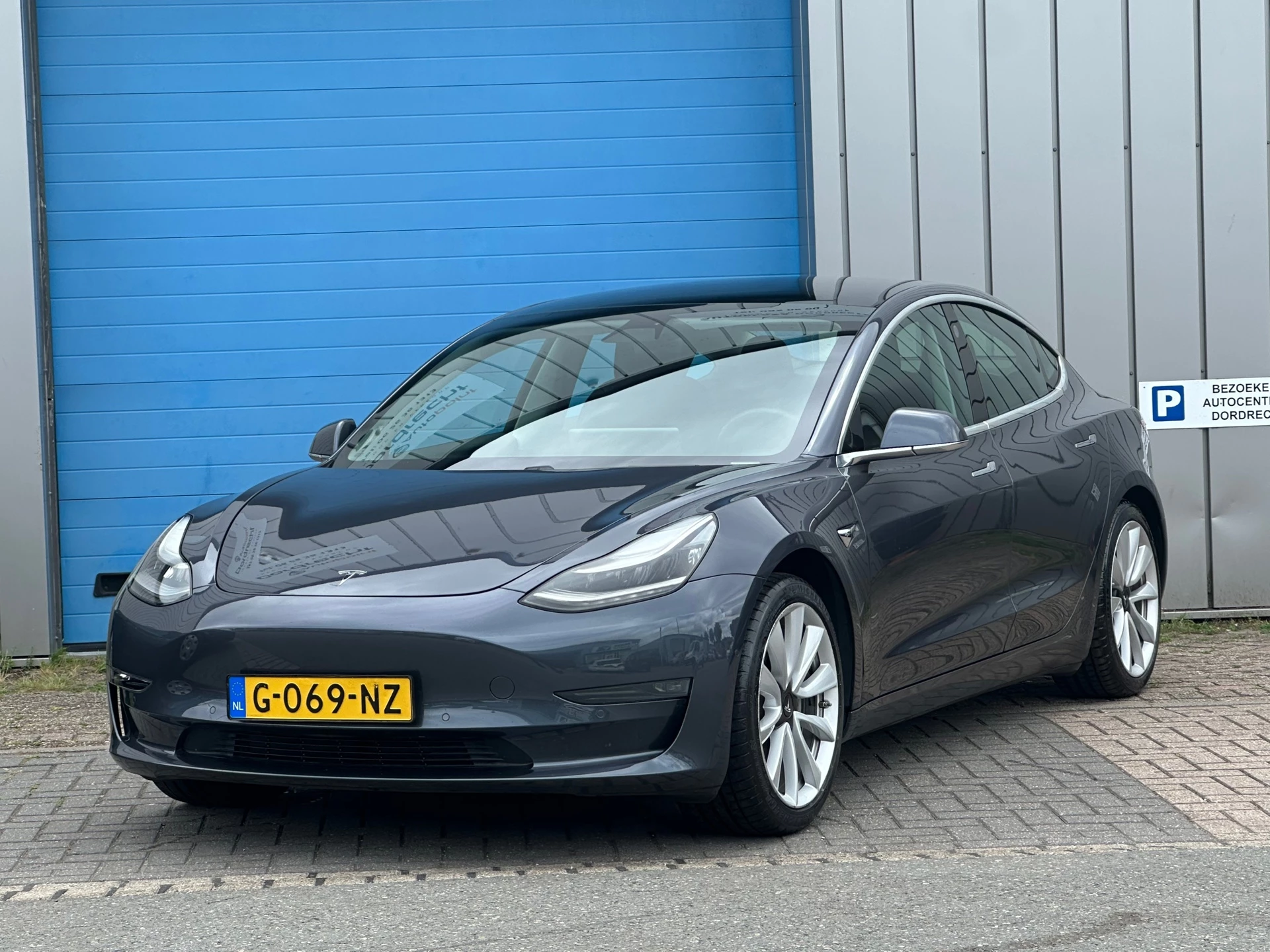 Hoofdafbeelding Tesla Model 3