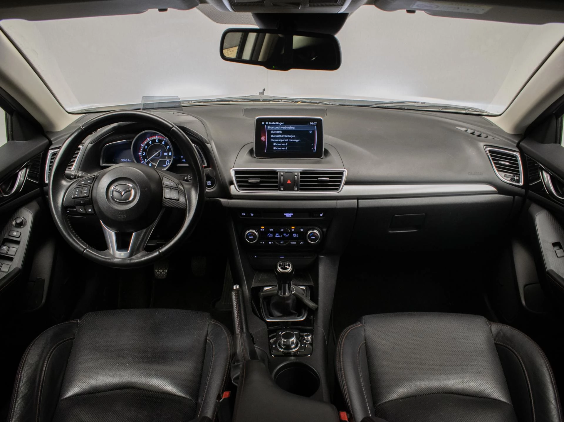 Hoofdafbeelding Mazda 3