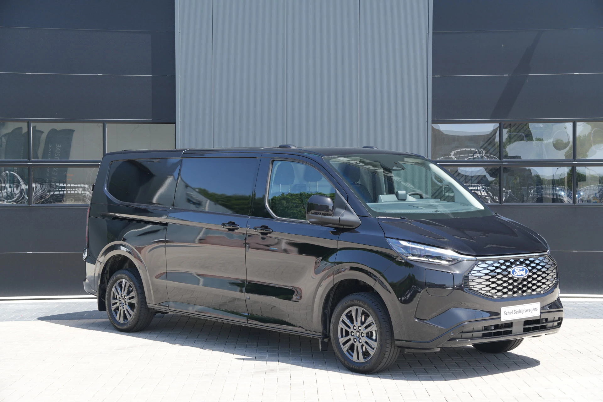 Ford E-Transit Custom