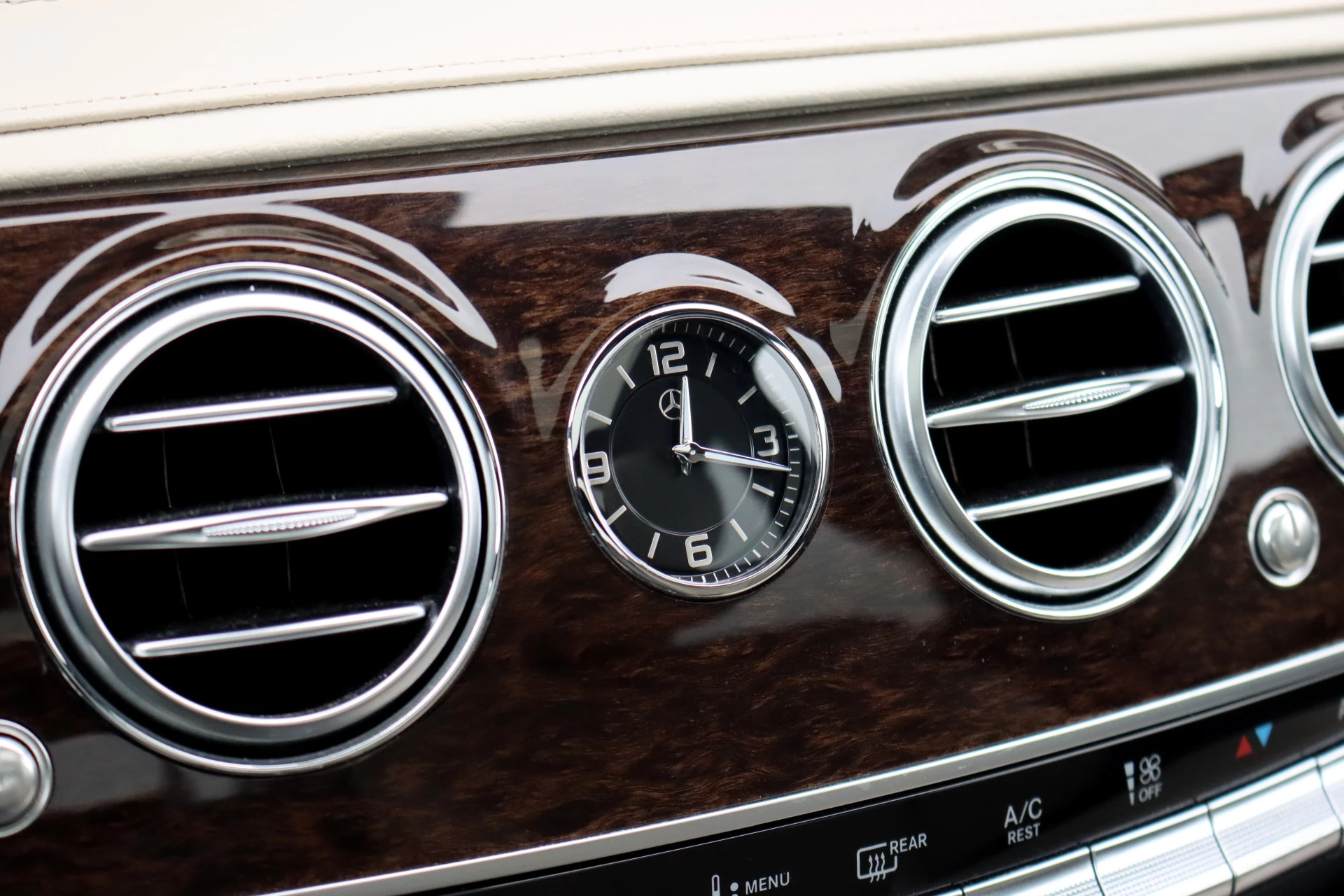 Hoofdafbeelding Mercedes-Benz S-Klasse