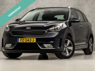 Kia Niro 1.6 GDi Hybrid Sport 142Pk Automaat (APPLE CARPLAY, NAVIGATIE, CAMERA, LEDER, CLIMATE, TREKHAAK, SPORTSTOELEN, PARKEERSENSOREN, CRUISE, LANE ASSIST, NIEUWE APK, NIEUWSTAAT)