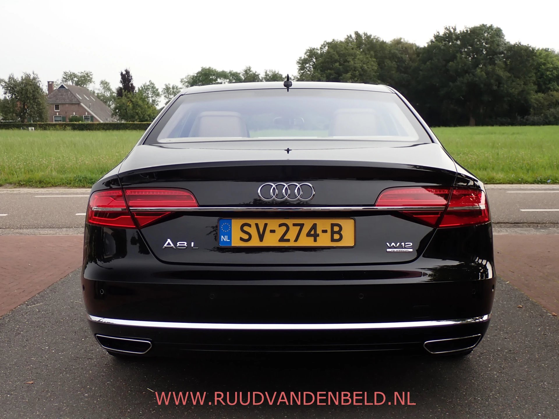 Hoofdafbeelding Audi A8