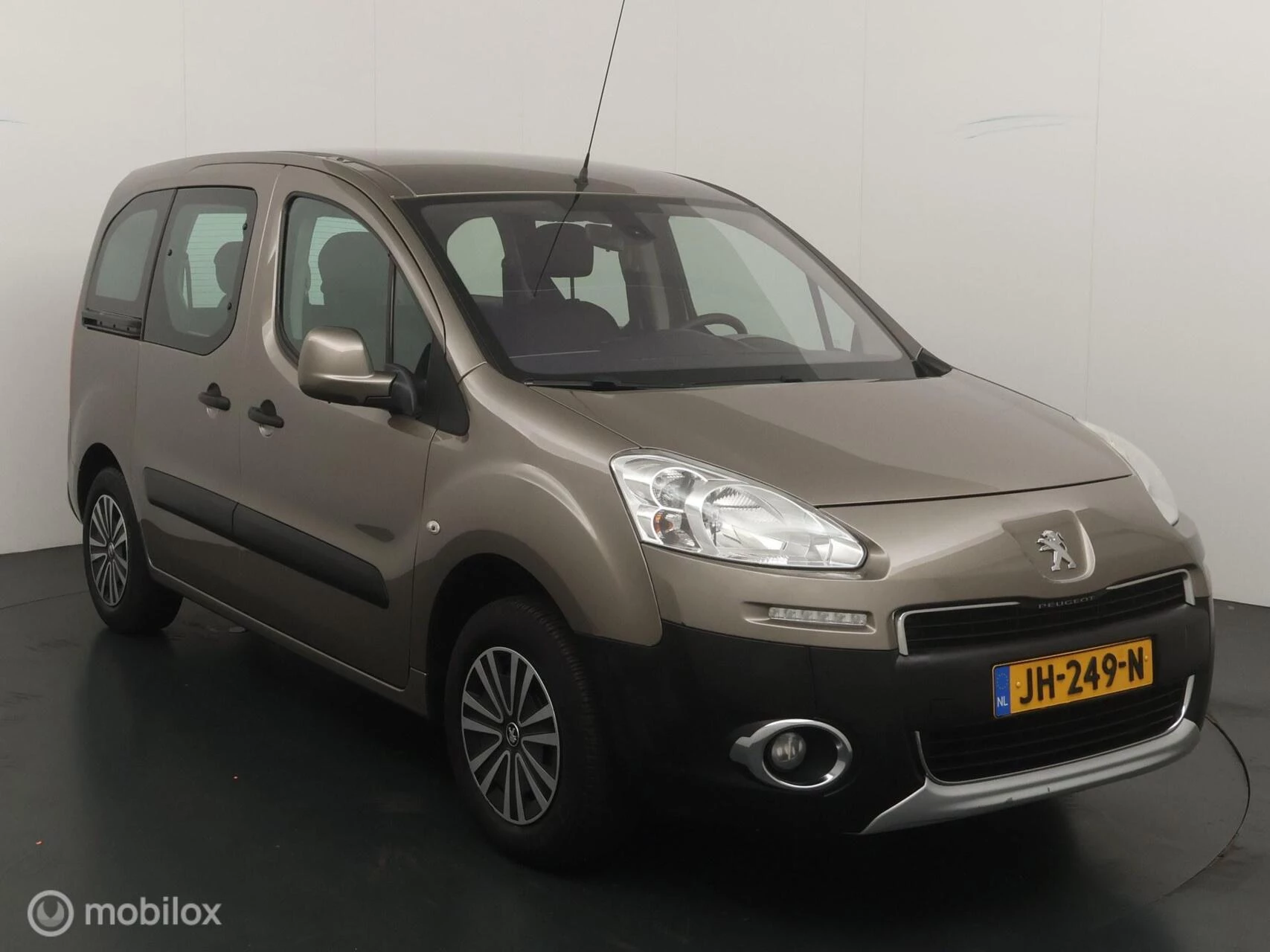 Hoofdafbeelding Peugeot Partner