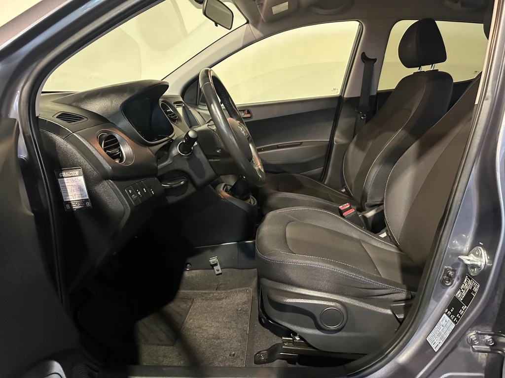 Hoofdafbeelding Hyundai i10