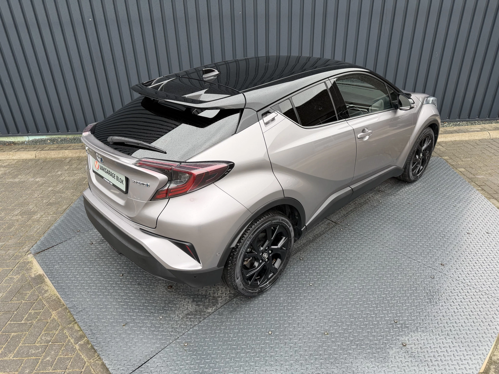 Hoofdafbeelding Toyota C-HR