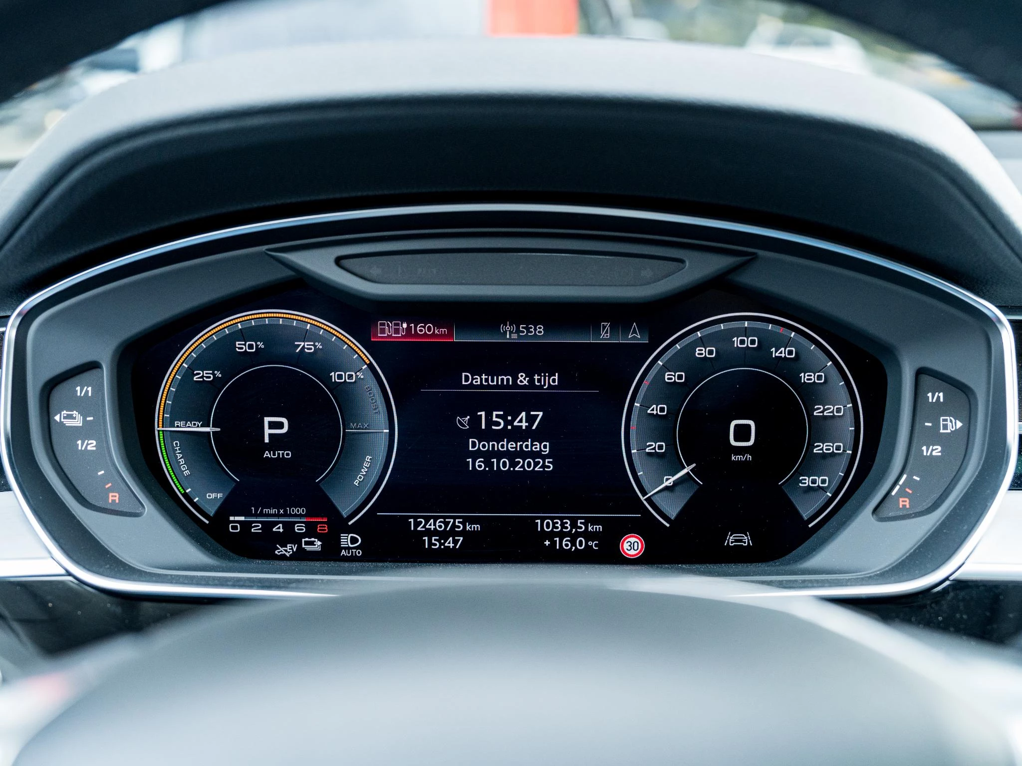 Hoofdafbeelding Audi A8
