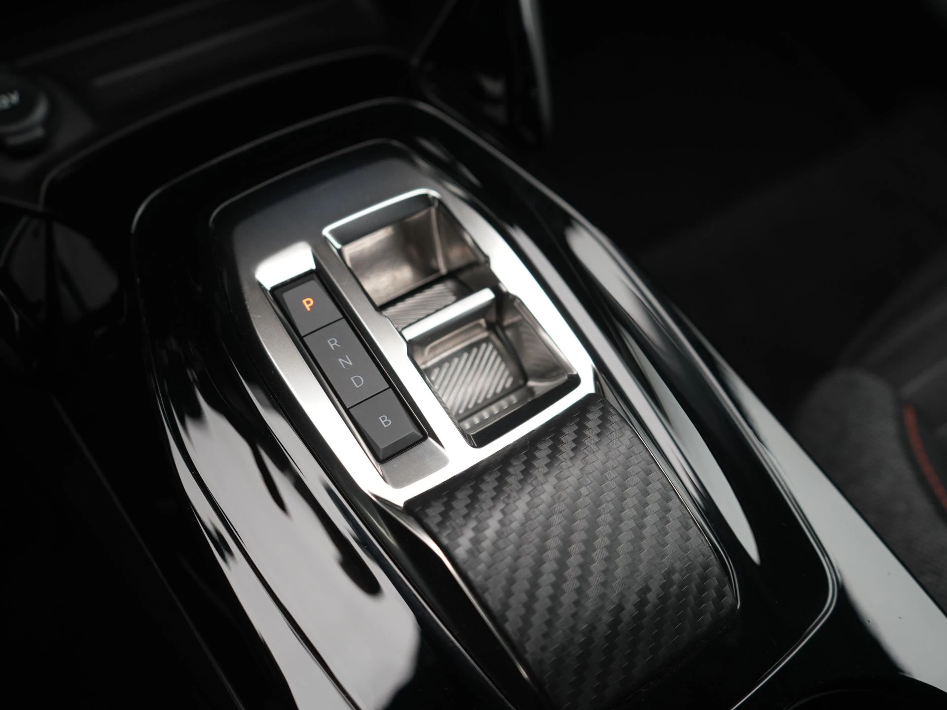 Hoofdafbeelding Peugeot e-208