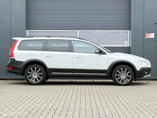 Hoofdafbeelding Volvo XC70 Volvo XC70 2.0 D4 FWD Geartronic-8 Polar+ Sensus Navi/Adap.CC/Xenon/Harman-Kardon/Driver Support