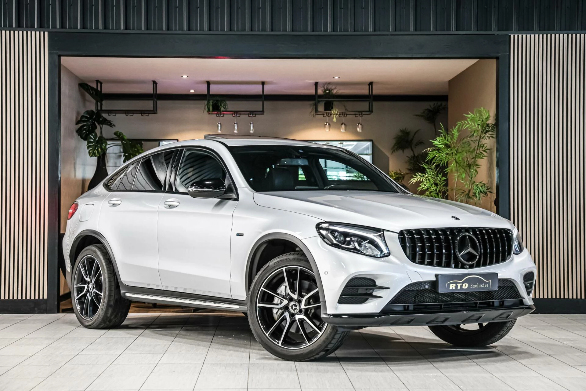 Hoofdafbeelding Mercedes-Benz GLC